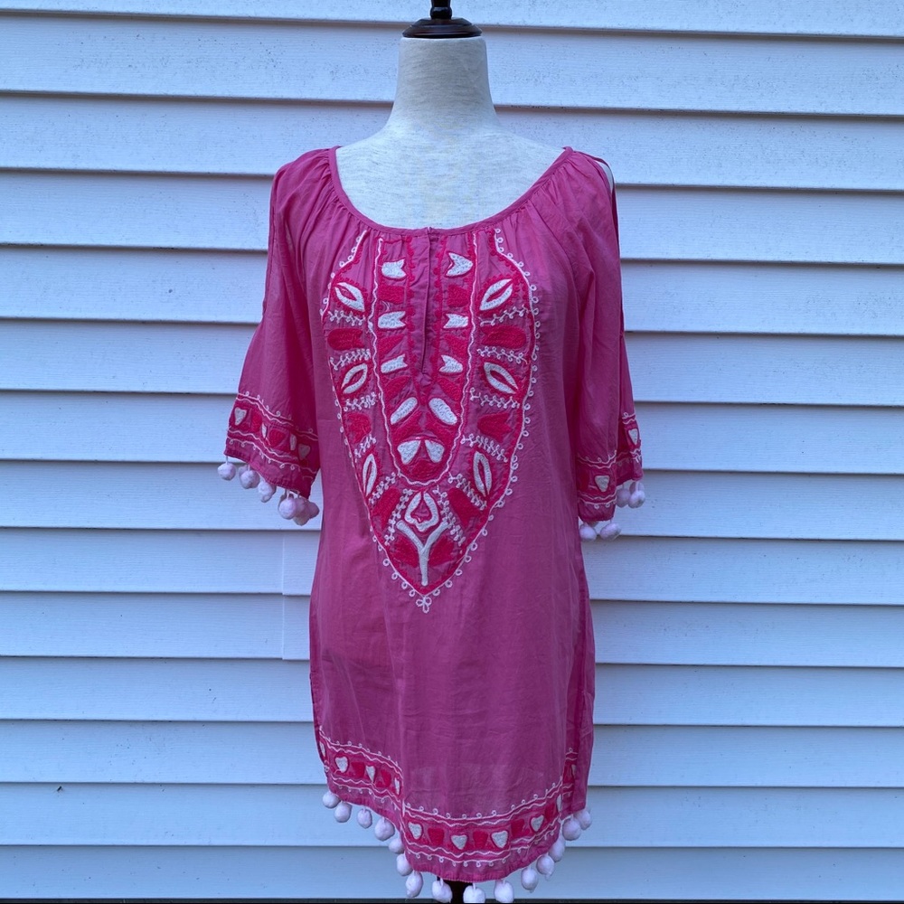 TOP IT OFF NEW BARBIECORE TOP TUNIC COVER UP PINK WHITE POM POMS BOHO Size S NWT